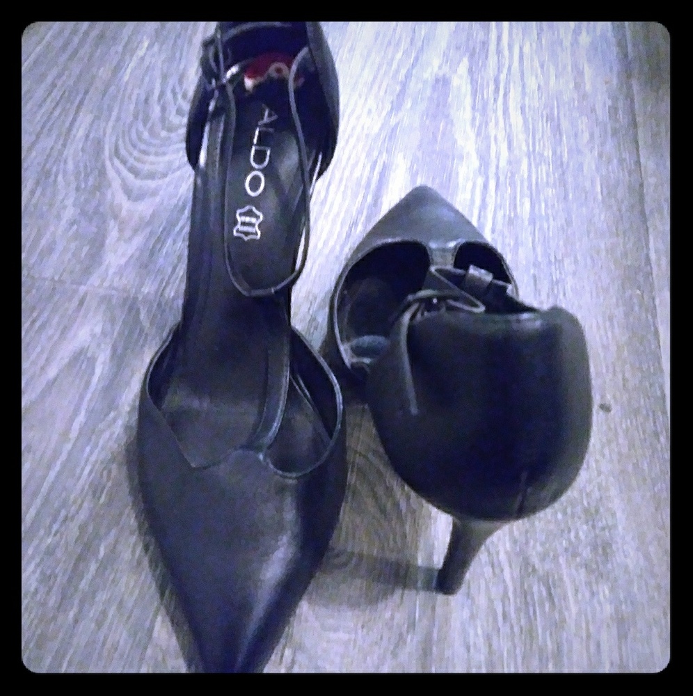Black aldo heels